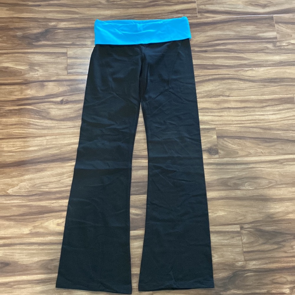 Victorias Secret Sweats - Picture 3 of 3